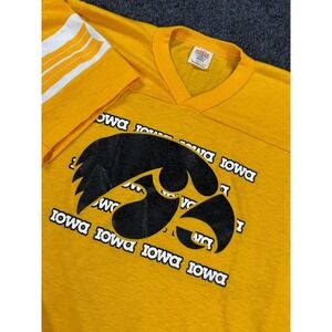 VTG Iowa Hawkeyes Football Jersey T Shirt Yellow Dodger USA L